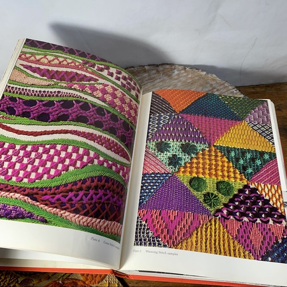 Erica Wilson's embroidery book vintage hardbook - Picture 10 of 14